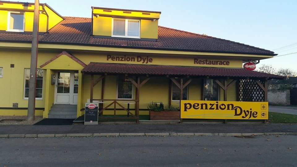 Penzion Dyje Hevlin Luaran gambar